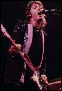 24-25 ��� 1976 �.