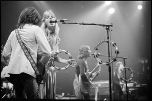 29 ��� 1976