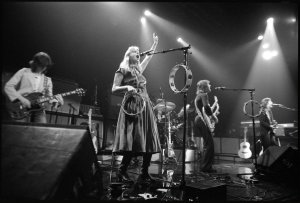 29 ��� 1976