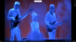 � 1976 ���� ��� ����� �� ���� � Silly Love Songs ���! 