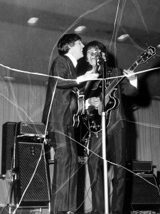 The Beatles ������: Festival Hall, �������, ��������� ������� 30 ���� 1964 �. |