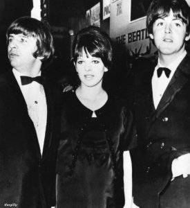 29 ���� 1965: ������� �������� ������� ������ ����� Help!