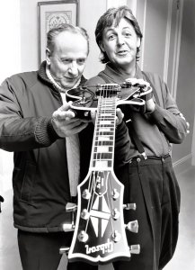 Les Paul and James Paul. � ��� ���� Les Paul.