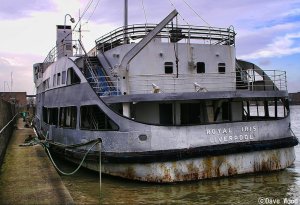 The Beatles ������: Riverboat Shuffle, MV Royal Iris, ���� �����