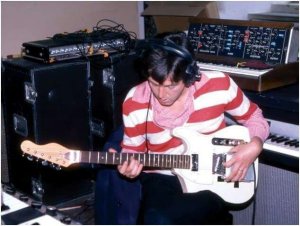 ���� ����� ,��� ��� �� Hofner.