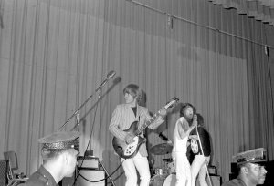 3 ���� 1966 ���� - ������� ������� ������ � Convention Hall � ������-����� (���-������, ���). ����������� ���� ������ Aftermath Tour, ������� ��� ������ � ������������ ����������� ������� ������.