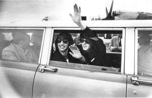 22 ������� 1965 ����:  The Beatles, ��������