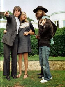 22 ������� 1969: ��������� ���������� ����� 12.00, �������