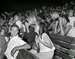 23 ������� 1964: ������� �����: Hollywood Bowl, ���-�������