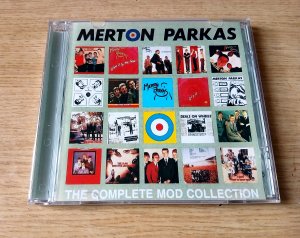 The Merton Parkas � ���������� ������, ������ ����� �� �����  �������� ��������������  �������� ���-������� (Mod Revival) ����� 1970-� �����. ��������  �������  ��������� �����  � ����� ������ ������ (Merton) � ����� �������, ������ ��� ���� ����� � ��������� ��� �� ����������� ������� ������ - ������������ ������-�����, ������� ����������� ������ ����. ������ ���� ��������� �� ����� �������� � �����, �� ��������� ����� ����� ���� ���. ������� ��� ��������,  ����� �You Need Wheels� (1979),  ����� � ��� 40  ����������� ����� �������.