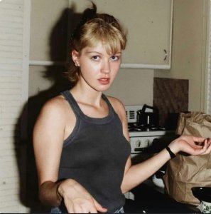 The girls just wanna have lunch   Cyndi Lauper, 1974.