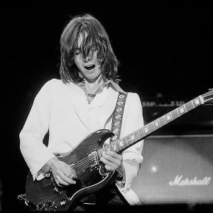 8 �������� 1977  Jimmy McCulloch ������ �� ������ Wings