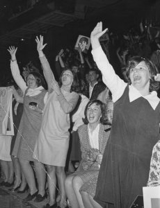 12 c������� 1964: ������� �����: Boston Garden, ������ 20.00, ������� 