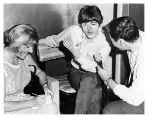 ����� ����� �������� 15 �������� 1964 ���� � Public Hall, ����� ����� ���� ���, �������� ������ ��������� � ����. (���� ���� ����, �� ������ ��������� ����� �����)