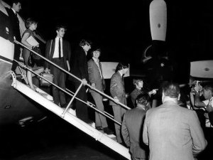 15 �������� 1964  ����� � ���������