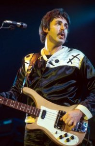 20 �������� 1976