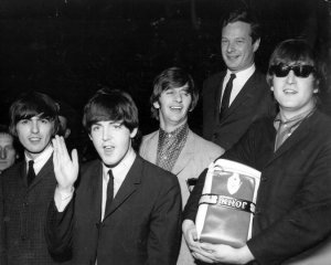 21 c������� 1964:
