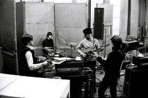 Paperback Writer recording sessions, April 14, 1966  ���� � Gretsch 6120 Nashville