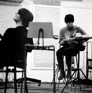 30 c������� 1964 ������ ������ Every Little Thing, What You're Doing, No Reply