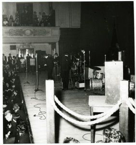7 ������� 1963 ������� �����: Caird Hall, �����, ���������