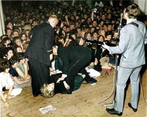 19 ������� 1963: ������� �����: Pavilion Gardens Ballroom, �������