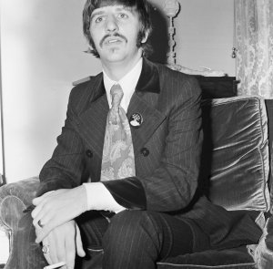 ��. https://www.beatles.ru/postman/forum_messages.asp?msg_id=28898&cfrom=2&showtype=0&cpage=20#3619254