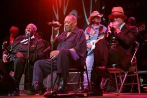 In this handout photo provided by The Isle of Capri Casinos, B.B. King, left, Bobby Blue Bland, second from left, Dickey Betts, standing rear center, and Bruce Willis, right, perform a jam session at the B.B. King 80th Birthday Benefit Concert in Biloxi, Miss., Saturday, July 30, 2005. The event raised funds for the B.B. King Museum and Delta Interpretive Center.