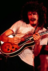                .           (            Santana,        )