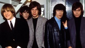  ��� �������  ��������� , ��� ��� ��������� ���� ��������������� ������ � The Rolling Stones.  ������� �������, ��� �������� ����� �������� ������ ��������� ������� � ����� �����. � �������� ������� �� ����� ������� &laquo;��� �����: ������ �� ���������&raquo; � ������ ������, ��� � ������ ������ &mdash; ������� ������ � �������������� ��������. ������ ������ &mdash; ����� &laquo;������ �����: ���� ������&raquo; � �������� ���������; ������� ��� ����� �� ���������� ���� �������.  ����� ������ ������ ������� The Rolling Stones �� ������ �� ��� �����������, ��� �� �������. �� ������ � ���, ���� �� ��� �� ����������� � ���� ����, �������� �������, ��� ����� ����������� � ���� ���� ���.  � ������ &laquo;������ �����: ���� ������&raquo; �������� ������ ��� ��������, � ������� &laquo;��� � ��������&raquo; ������� &laquo;��������� �������&raquo; &mdash; ������ �������� �����. � ������ &laquo;� �������&raquo; ������� �����, ��� �������������� ������� ������ ������� ������, � ���� �������������� ��� �� �������.