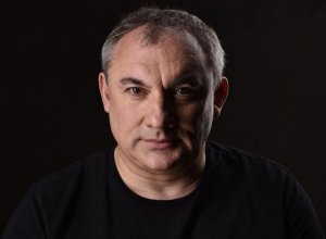 В преддверии московского Битлзфеста, который состоится 10 октября в клубе BASE , автор телеграм-канала “1001 лучший альбом” Олег Мартишин обсудил с музыкантом, композитором, актером, продюсером и увлеченным меломаном Николаем Фоменко его любимые битловские пластинки, знаменательные концерты и эволюционное развитие мировой музыки в целом. В преддверии московского Битлзфеста, который состоится 10 октября в клубе BASE , автор телеграм-канала “1001 лучший альбом” Олег Мартишин обсудил с музыкантом, композитором, актером, продюсером и увлеченным меломаном Николаем Фоменко его любимые битловские пластинки, знаменательные концерты и эволюционное развитие мировой музыки в целом.